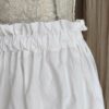 Jupe courte en coton ancien blanc upcyclée Rose & Marie – Taille M/L