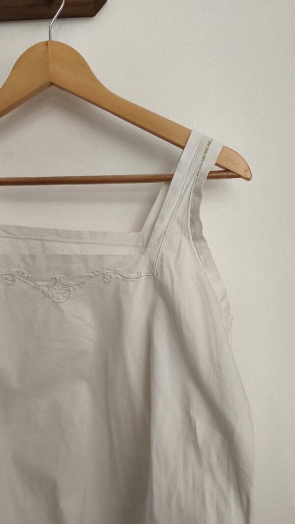 Top en coton ancien blanc upcyclé Rose & Marie – Taille S/M