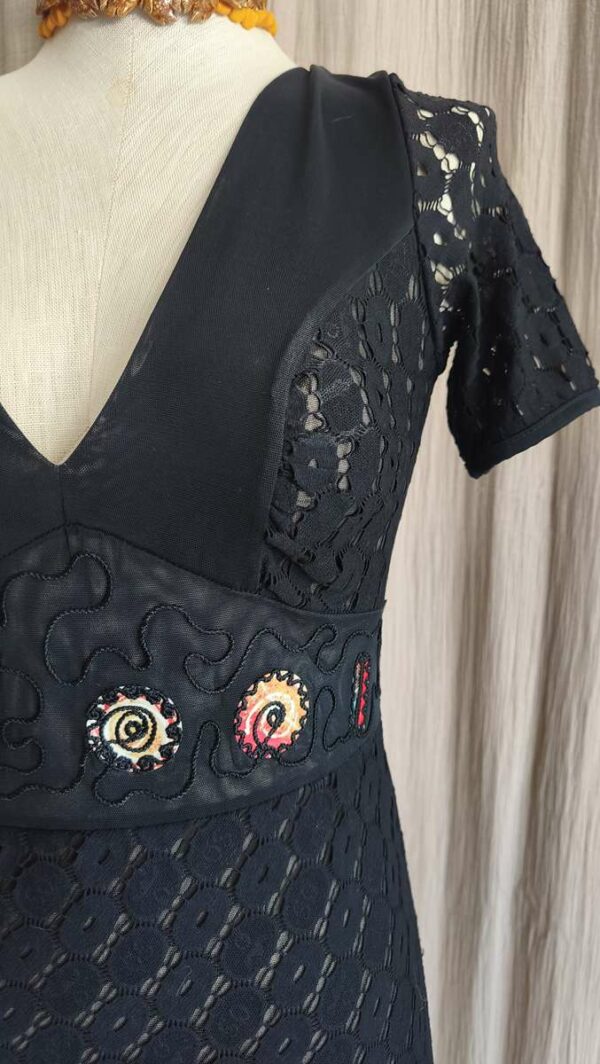 Top tunique ajouré Save the Queen noir – T38 – Made in Italy