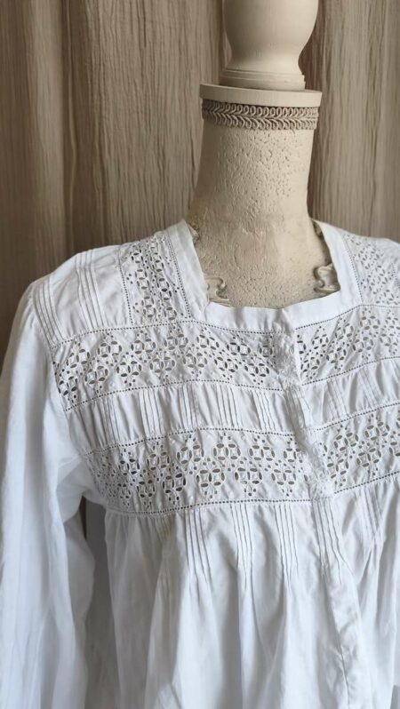 Blouse Rose & Marie en coton ancien et broderie anglaise – Taille 36/38
