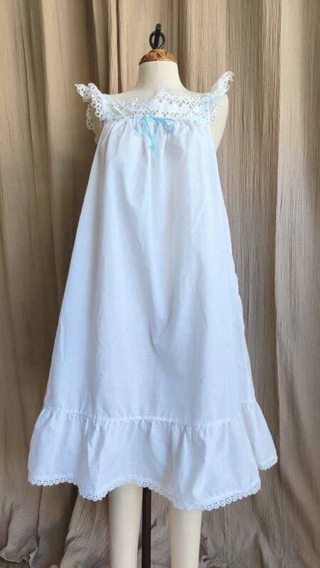 Nuisette antique Made in France – Taille 40/42