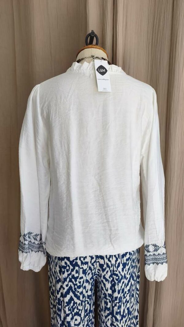 Blouse bohème blanche brodée T.S/M – Neuve avec étiquette