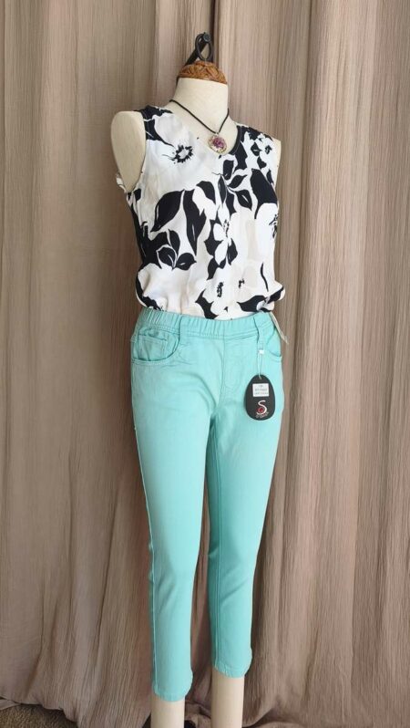 Pantalon capri vert d'eau T38 – Neuf avec étiquette