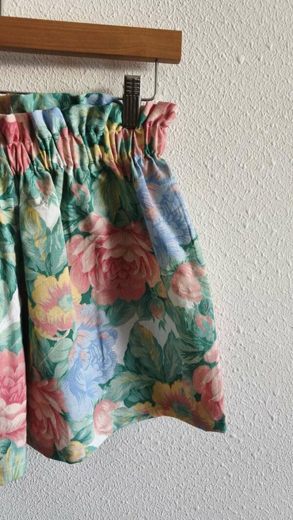 Short Rose & Marie en drap vintage fleuri – Taille 36/38