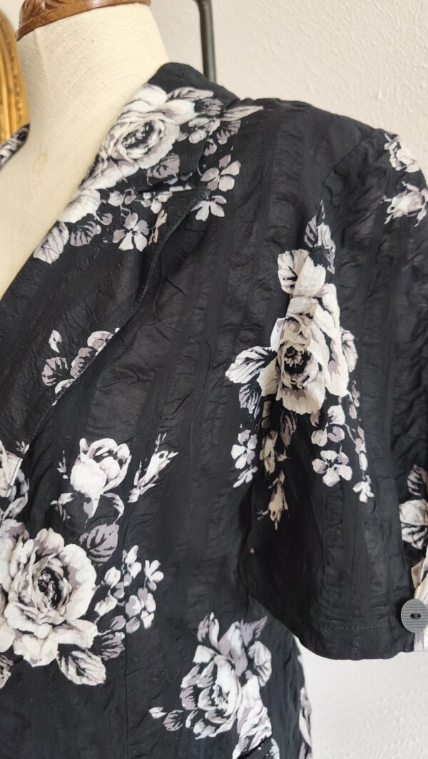 Blouse vintage fleurie noire – Années 80 – Taille 38