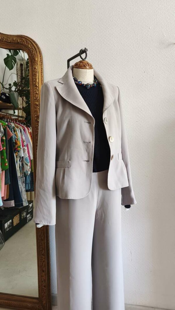 Tailleur pantalon WEILL gris perle – Taille 40