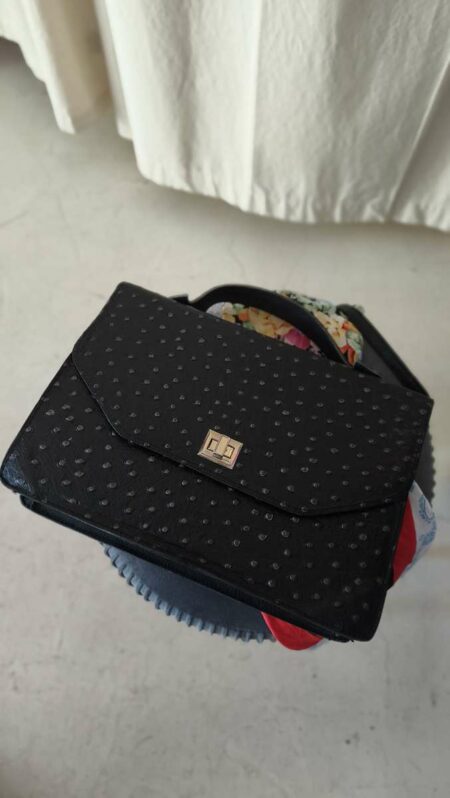 Sac vintage noir en cuir – 31 × 22 cm