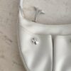 Sac Longchamp en cuir blanc – Porté épaule
