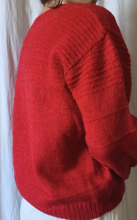 Pull vintage rouge en laine – Taille 42