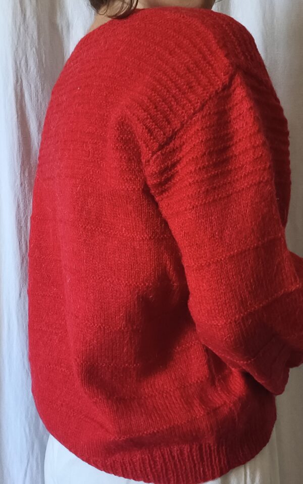 Pull vintage rouge en laine – Taille 42
