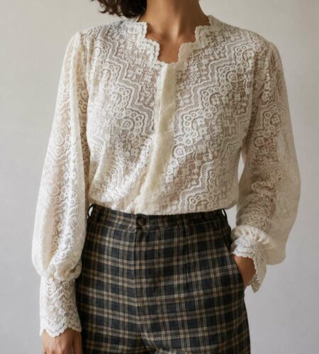 Blouse en dentelle écrue – Taille 42