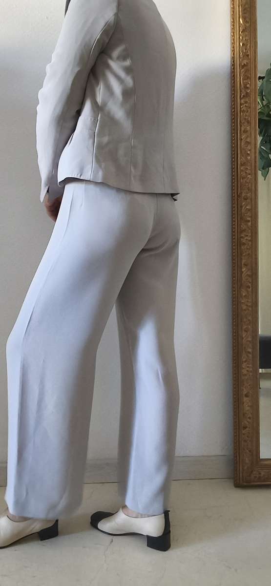 Tailleur pantalon WEILL gris perle – Taille 40