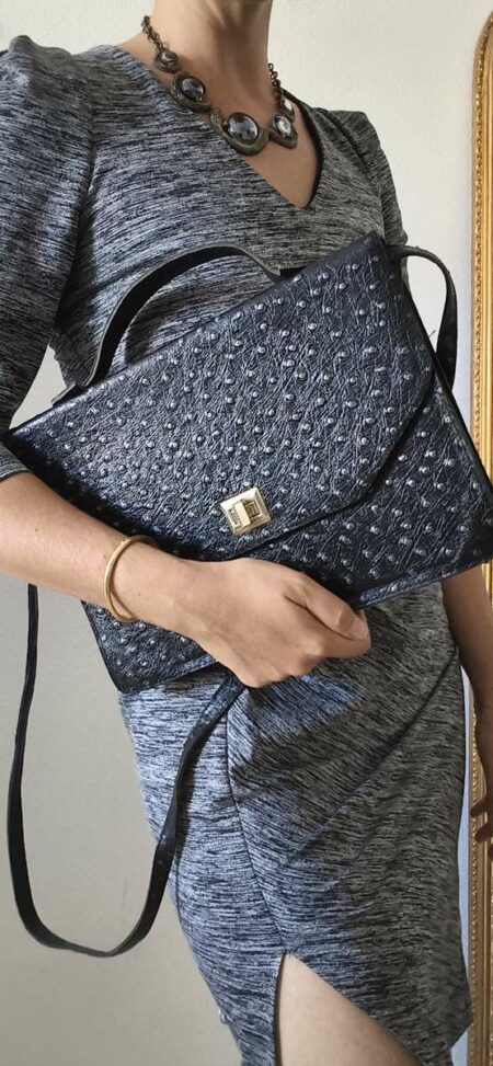 Sac vintage noir en cuir – 31 × 22 cm