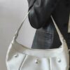 Sac Longchamp en cuir blanc – Porté épaule