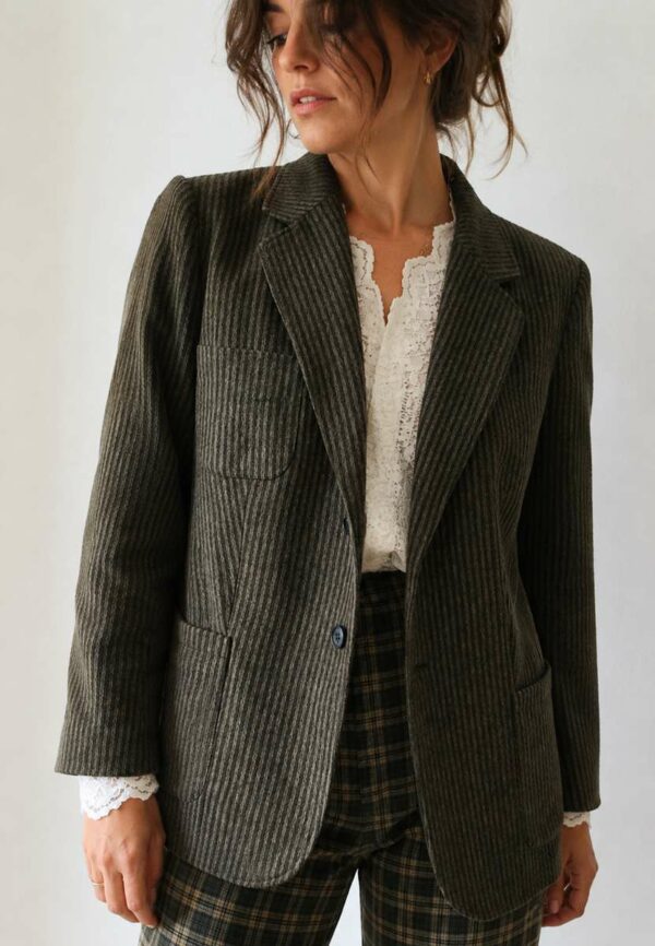 Blazer vintage 85 % laine – Taille 42
