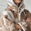Cagoule femme en napperon crocheté – Pièce unique Rose & Marie – 49 €