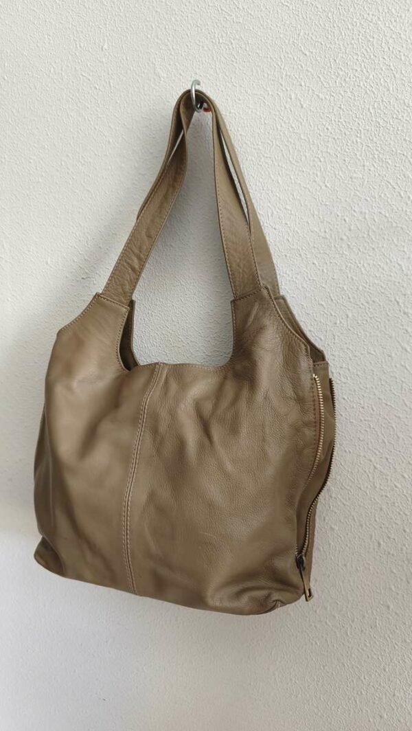 Sac cabas en cuir véritable taupe – 24 €
