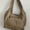 Sac cabas en cuir véritable taupe – 24 €