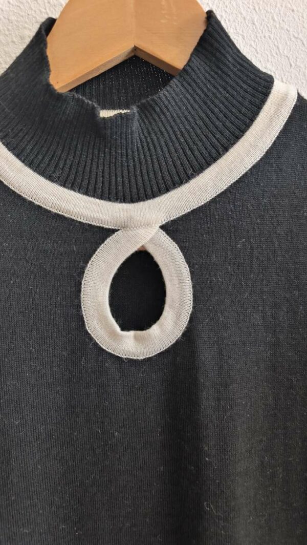 Pull vintage noir et blanc esprit Courrèges en laine mérinos – taille 36