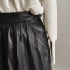 Jupe midi vintage en cuir noir – Taille 34/36