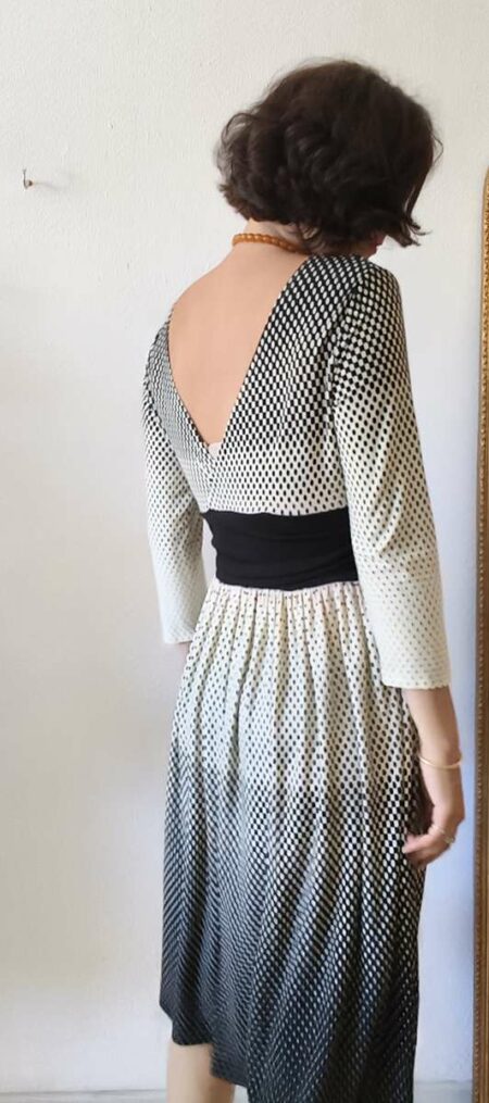 Robe midi à pois noire et écrue – Taille 40