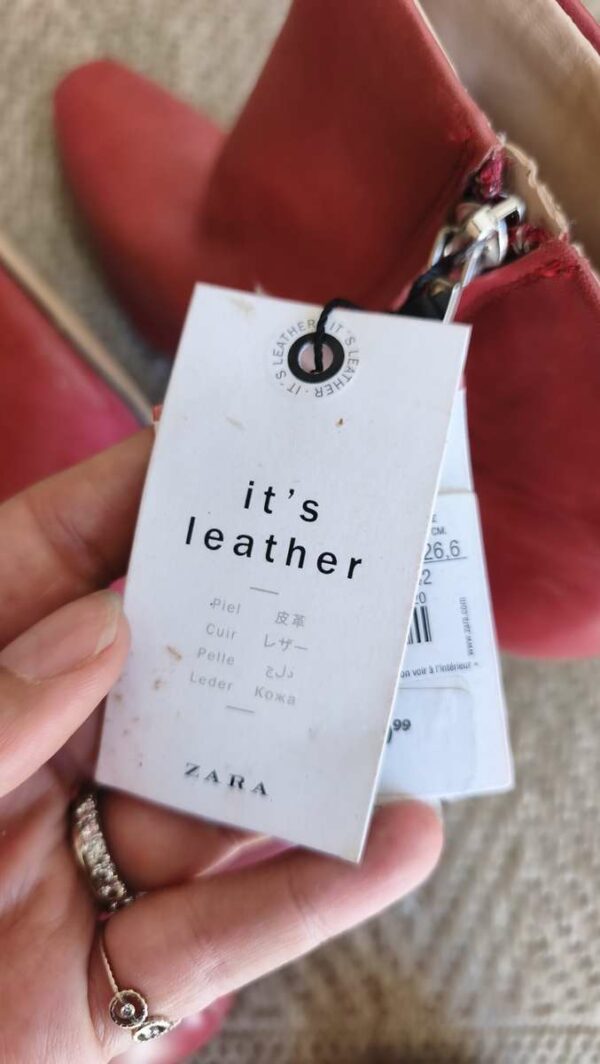 Bottines Zara en cuir rouge à talons – Neuves