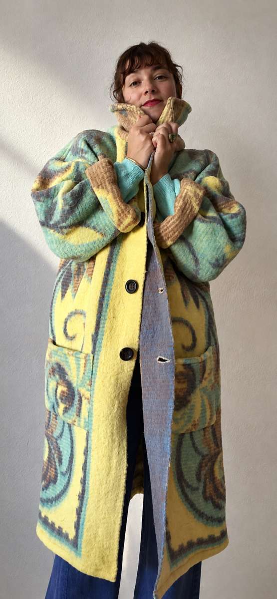 manteau-femme-en-laine-fabrique-en-france