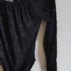 Body vintage noir en dentelle florale femme taille 40, manches longues et encolure bateau.