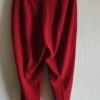 Vue de dos du pantalon vintage rouge Agnès Flo taille 44.