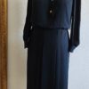 Robe vintage noire Janina Schreck – Bijou doré – Taille 44