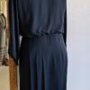 Robe vintage noire Janina Schreck – Bijou doré – Taille 44