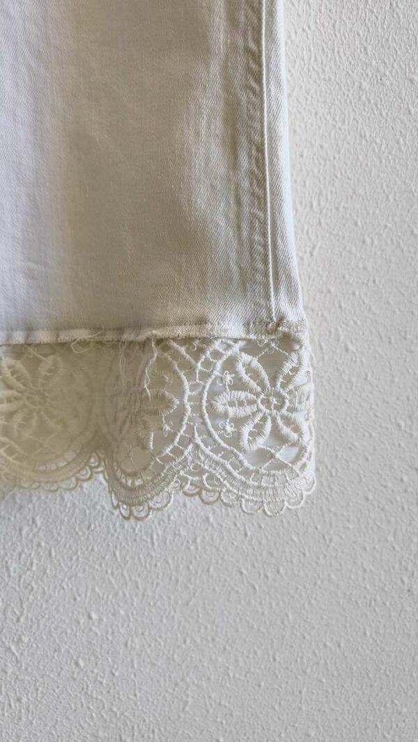 Jean wide leg blanc à dentelle – Upcycling Rose & Marie – Taille 40