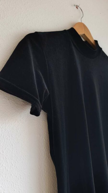 Top vintage noir en velours à col montant – Taille 38