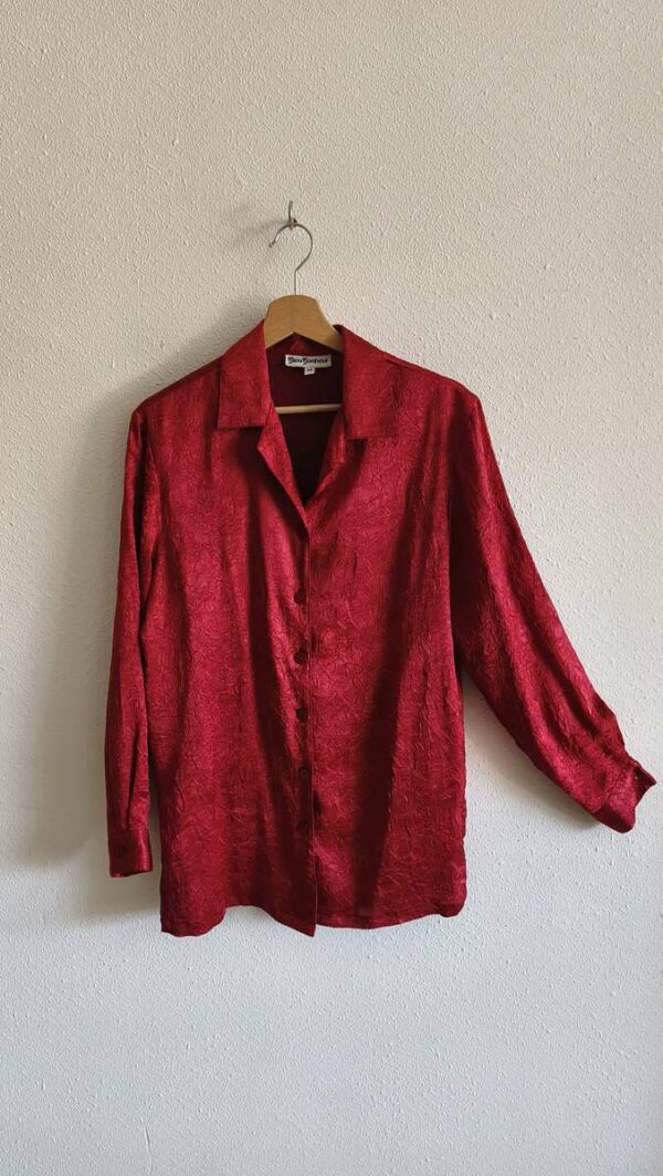 Chemisier vintage rouge satiné effet froissé – Années 90 – Taille 40