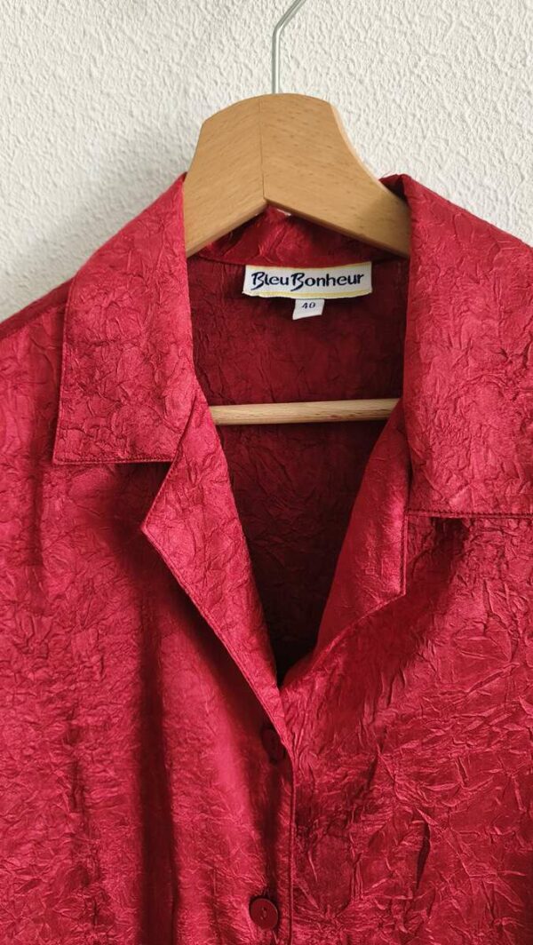 Chemisier vintage rouge satiné effet froissé – Années 90 – Taille 40