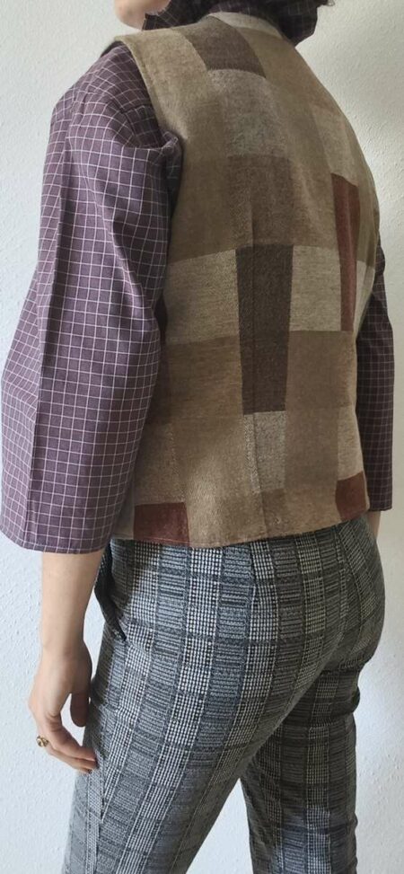 Gilet sans manches femme en laine beige – Dos patchwork – Taille 42
