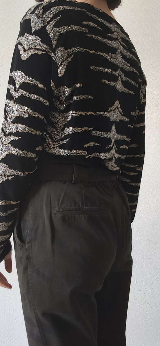 Top vintage années 80 noir à motifs métallisés – Taille 42 à 46