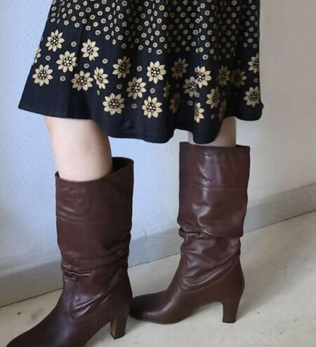 Bottes femme André en cuir camel à talons – Pointure 41