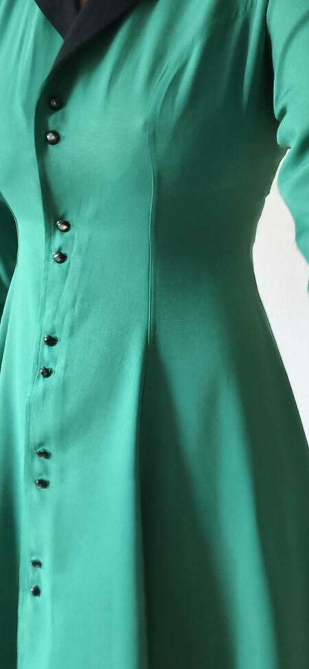 Robe vintage années 80 verte et noire à boutons – Taille 38